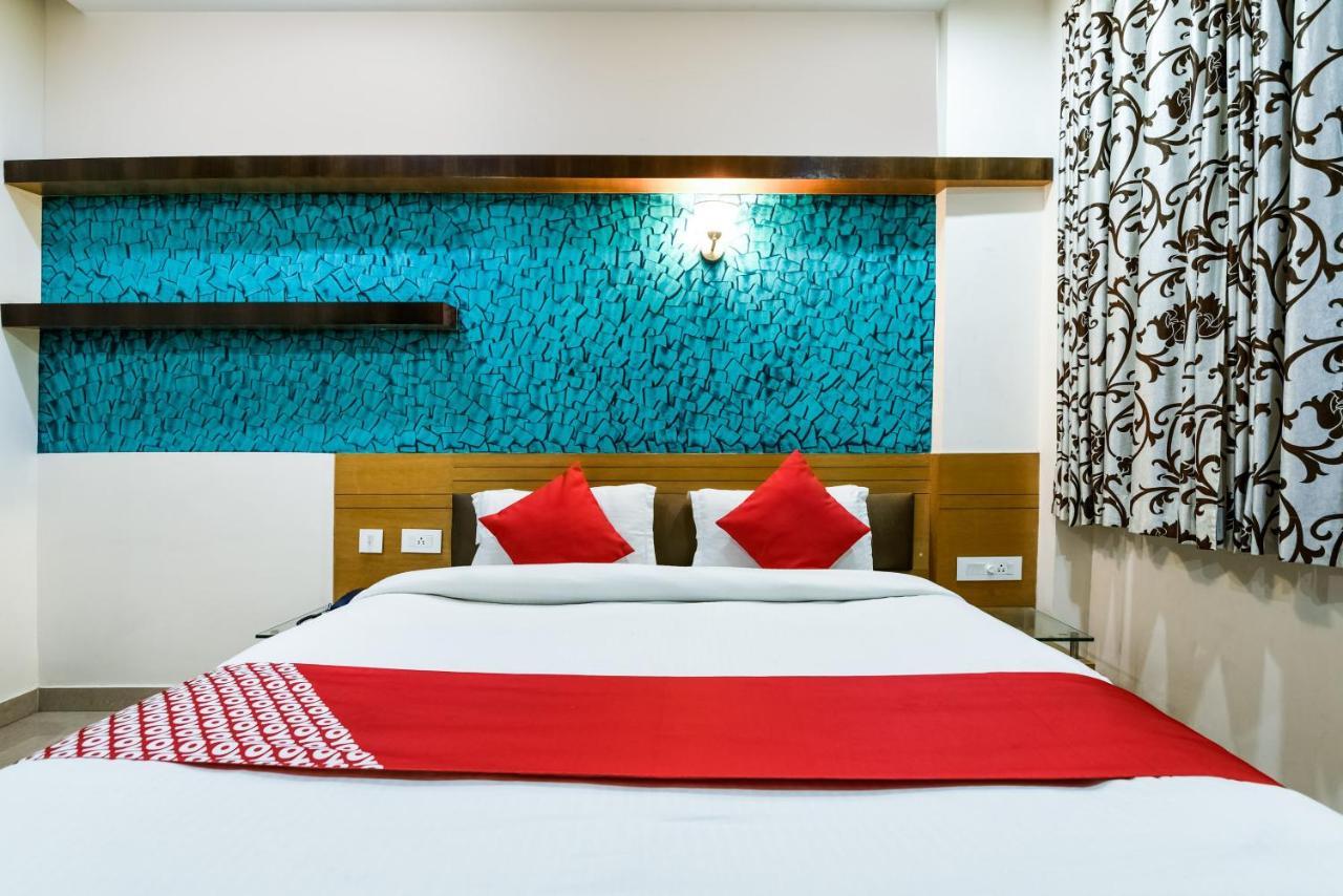 Oyo 30414 Hotel Us Residency Aurangabad  Luaran gambar